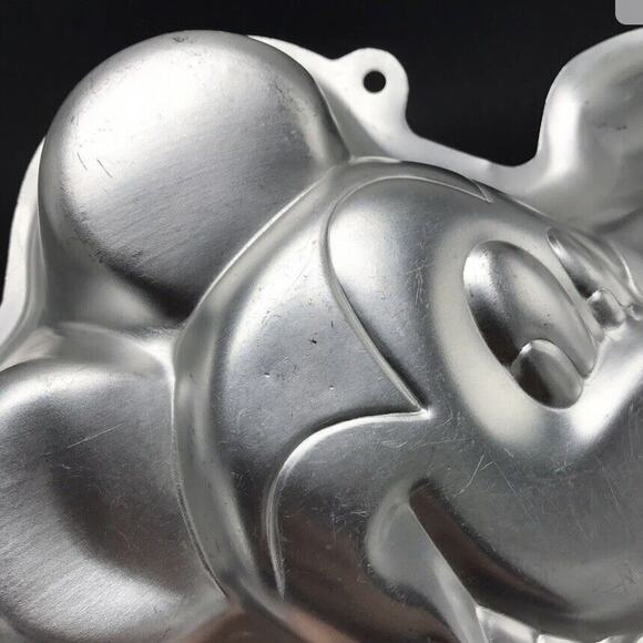 Lot 2 Wilton Mickey Mouse Cake Pans Disney Full Body Birthday Vintage 80s 90s - Picture 10 of 16